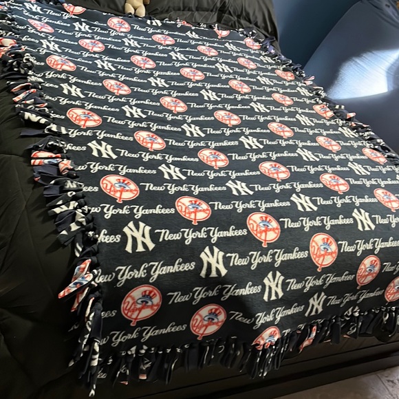 Bedding New York Yankees Fleece Blanketthrow Poshmark